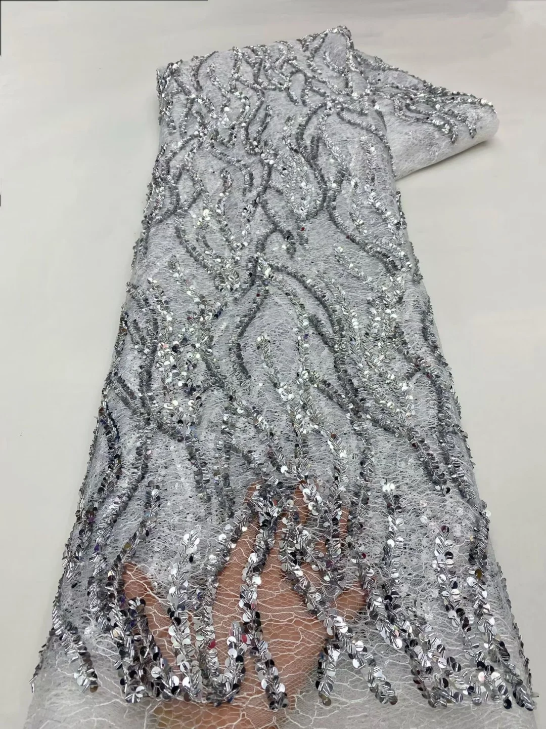 2026 African High Quality Lace Fabric Latest French Net Sequin Fabric Sewing Embroidered Lace in Tulle Nigeria Fabric