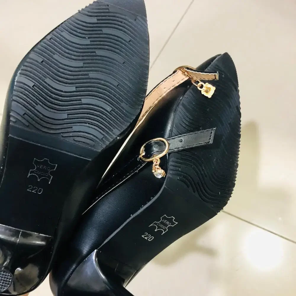 2024 nuovi tacchi alti in morbida pelle nero opaco Comfort cinturino alla caviglia pompe OL scarpe da donna da ufficio scarpe eleganti da donna