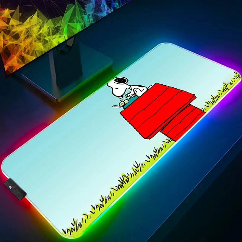 Alfombrilla de ratón LED XXL Snoopy Anime Gamer ordenador alfombrilla de ratón RGB jugadores de deportes electrónicos accesorios de juegos tableta Varmilo teclado retroiluminación