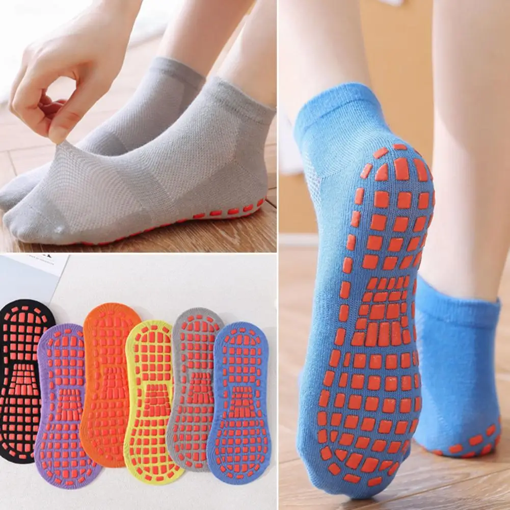 

Silicone Soles Floor Socks High Elasticity Anti-skid Yoga Socks with Silicone Grip Bottom for Adults Sweat Absorption for Home