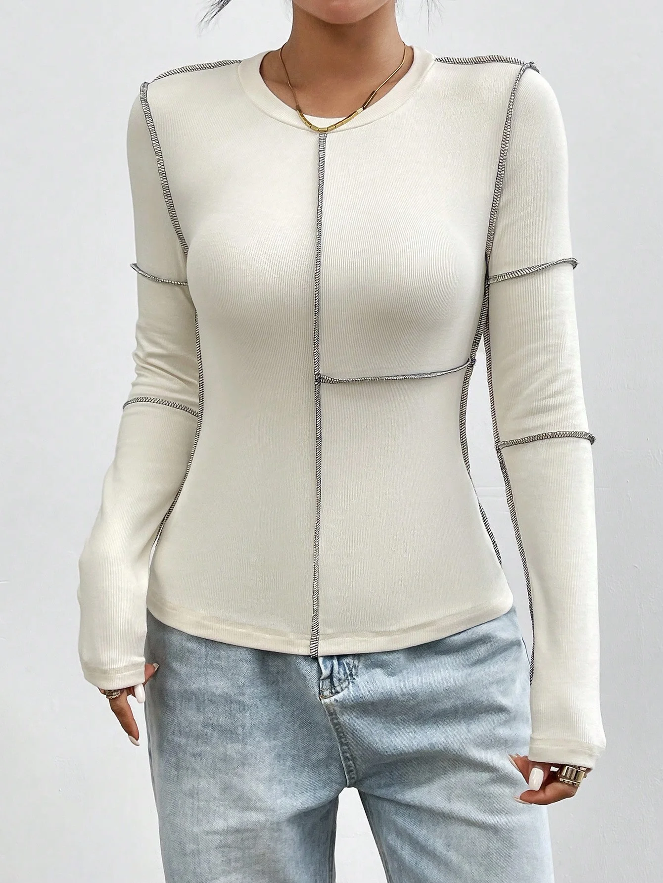 Spring niche base layer, contrasting color, bright thread, reverse sewn, slim long-sleeved T-shirt