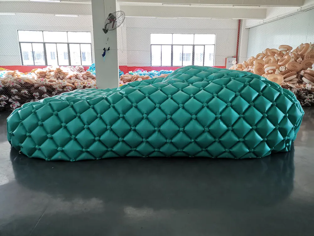Hot-selling Inflatable PVC Snow-Proof Car Cover Tent Type