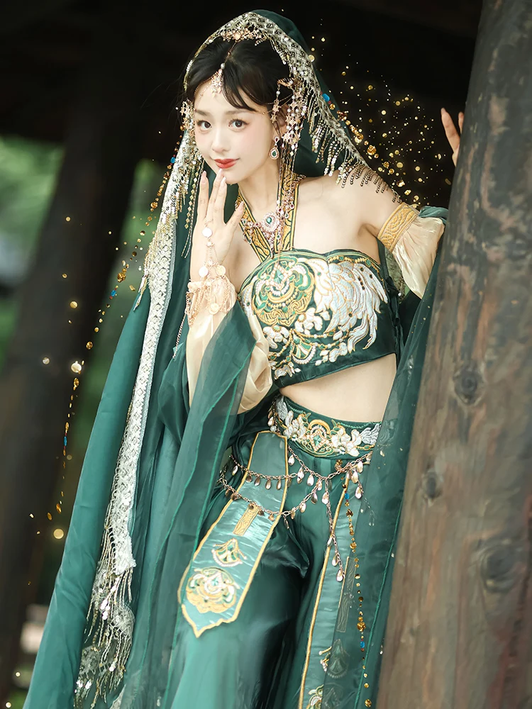 

Guo Huang Flying Princess girls exotic style Hanfu dance costume with embroidery green 6-piece set ancient chinese costume