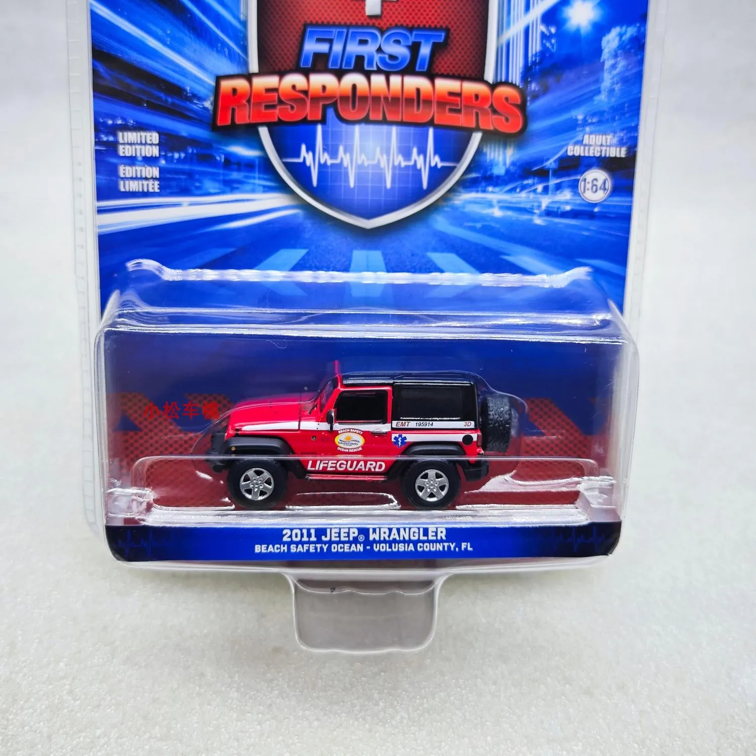 

1:64 2011 Wrangler High Simulation Diecast Car Metal Alloy Model Car decoration display collection gifts