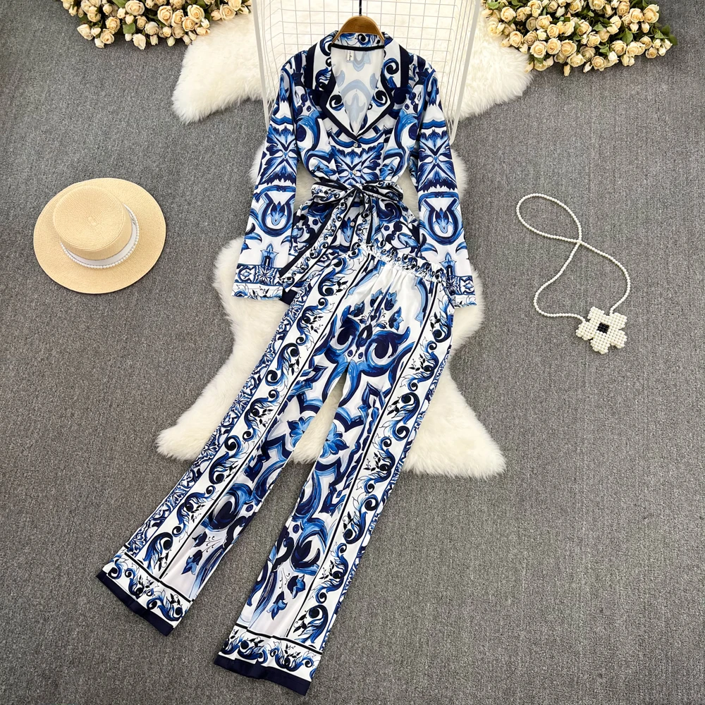 Autumn Fashion Runway 2 Piece Pants Set Women Long Sleeve Vintage Porcelain Print Belt Blouse and Wide Leg Trousers Suits Outfit