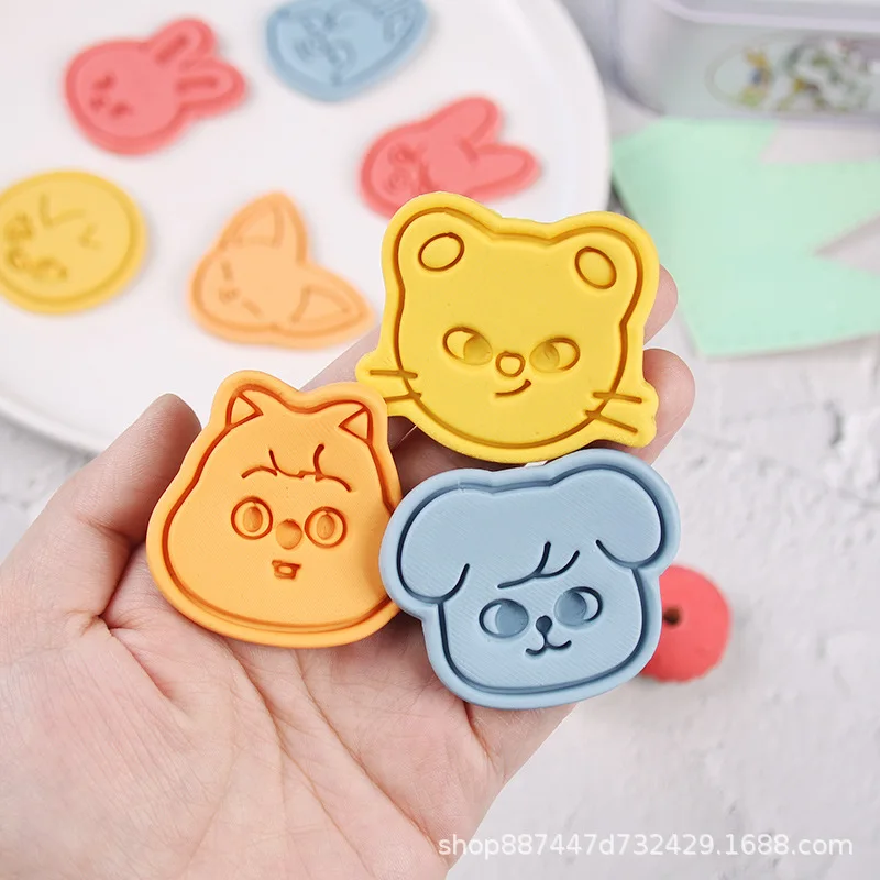 SKZOO Cartoon Tier Bilder Cookie Cutter Anime Figur Keks Form Presse Embosser Candy Mold DIY Wiederverwendbare Modell Backen Werkzeuge