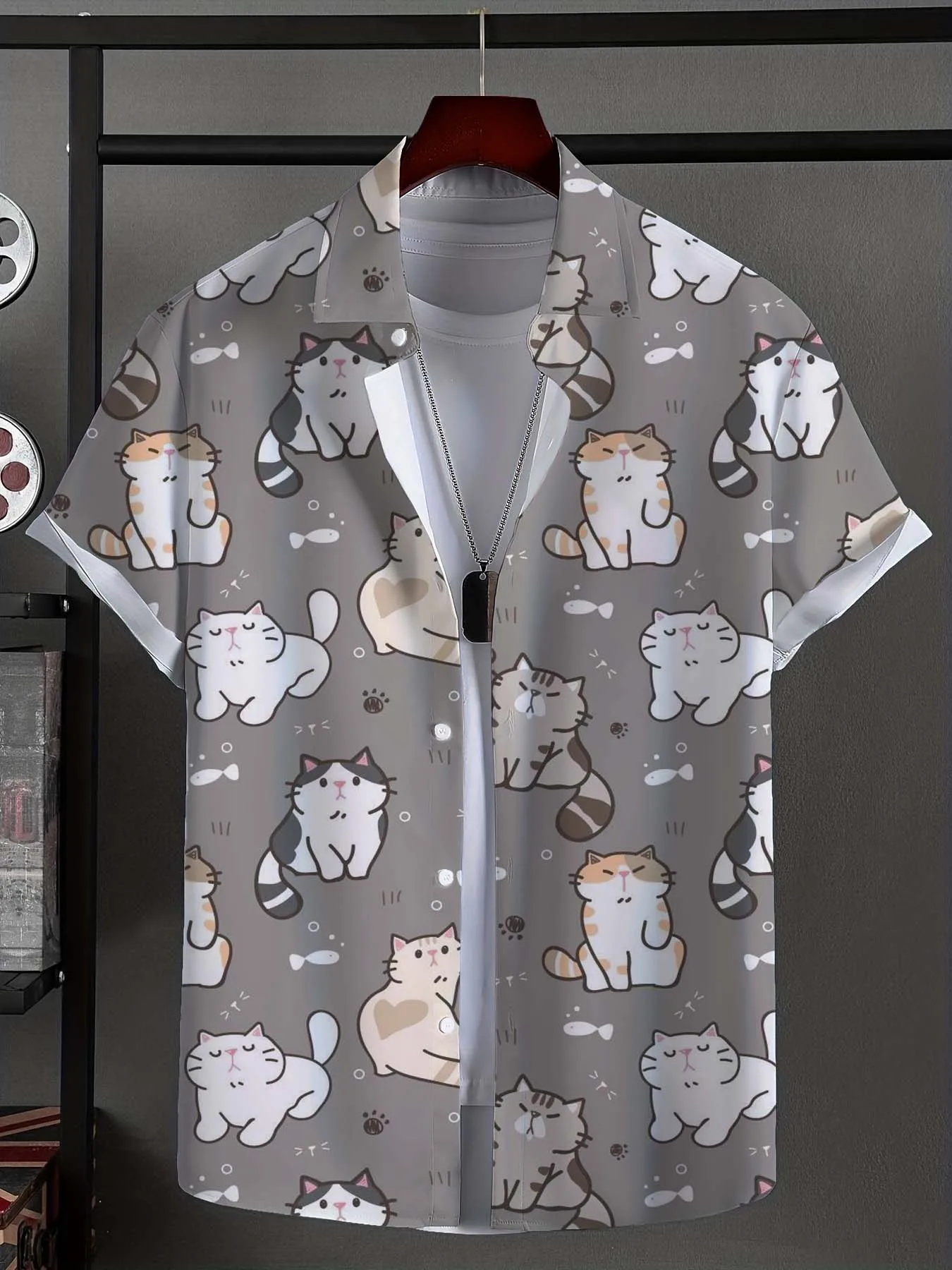 Men's Shirt Funny Cute Cat Graphic Tops Button Up Shirt Casual New Unisex Shirt Vacation Lapel Short Sleeves Shirt Carnival