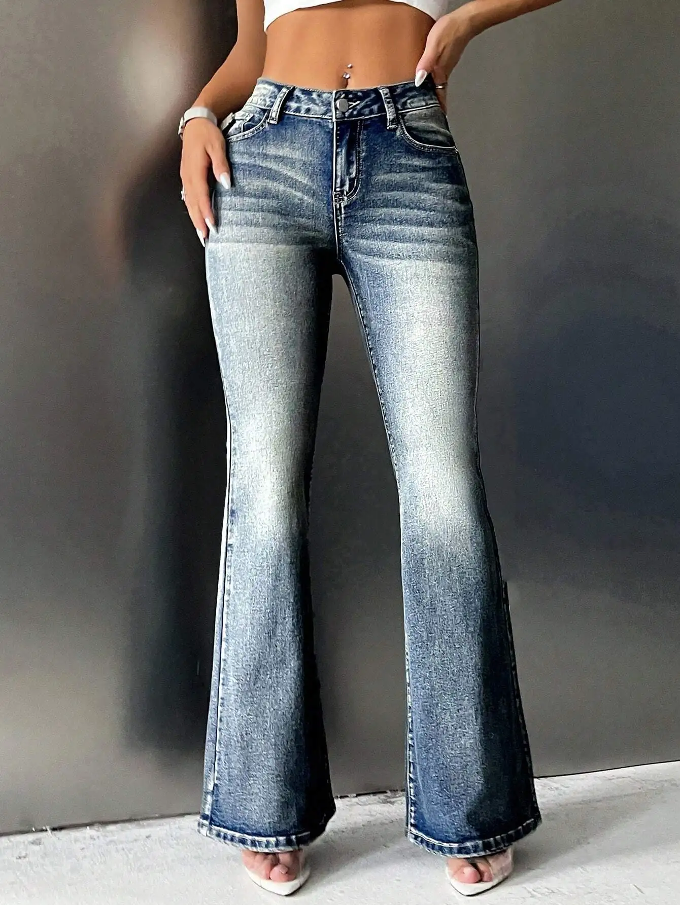 

Женские джинсы с высокой талией, расклешенные, с застежкой-молнией, из денима с эффектом потертости