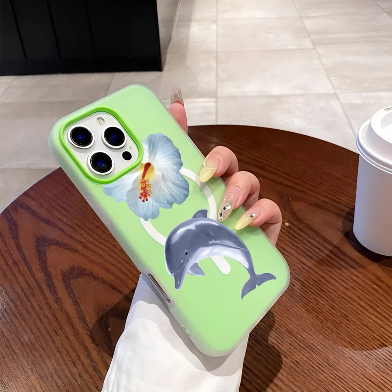 マグネット式の美しいデザイン、新鮮な白い花と可愛い青いイルカをあしらったiPhone16/15/14/13/12/11 PROMAX用スマホケース/カバー
