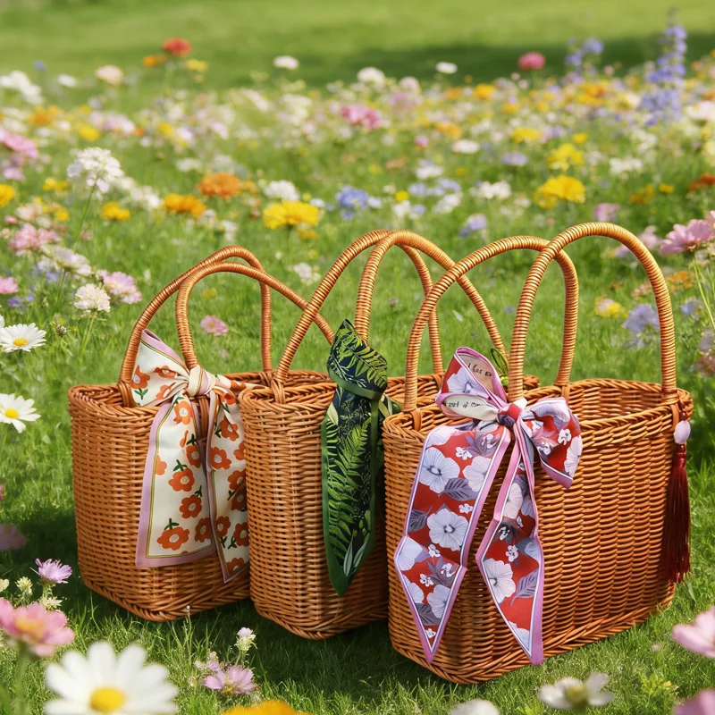 Handwoven Rattan Shopping Basket Portable Picnic Hand Basket Fruit Vegetable Storage Basket For Home Garden Grocery Organizer view 4