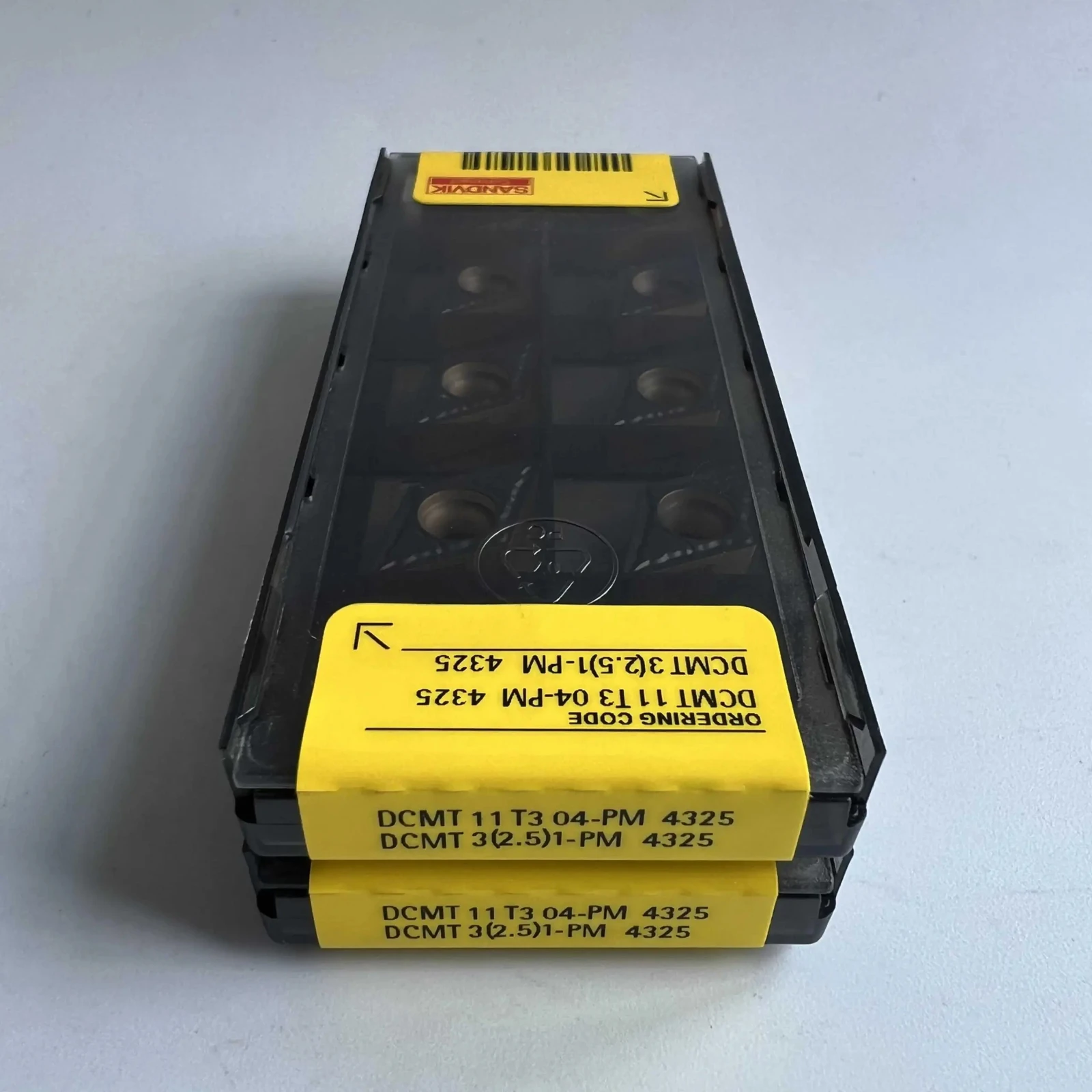 

DCMT11T304-PM 4325 Carbide CNC Blade 10 PCS