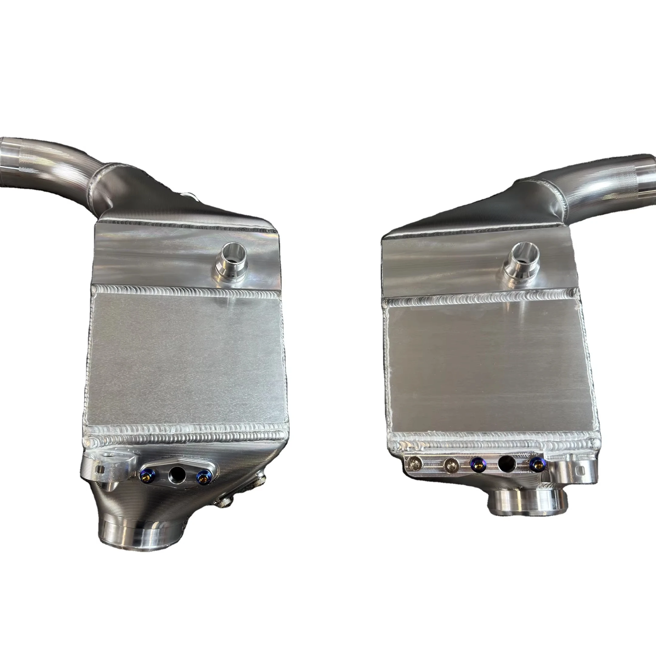 JTLD New Condition UpgradeTank Replacement Aluminum High-Temperature Coolant Reservoir For BMW F90 M5 M8 G90 M5