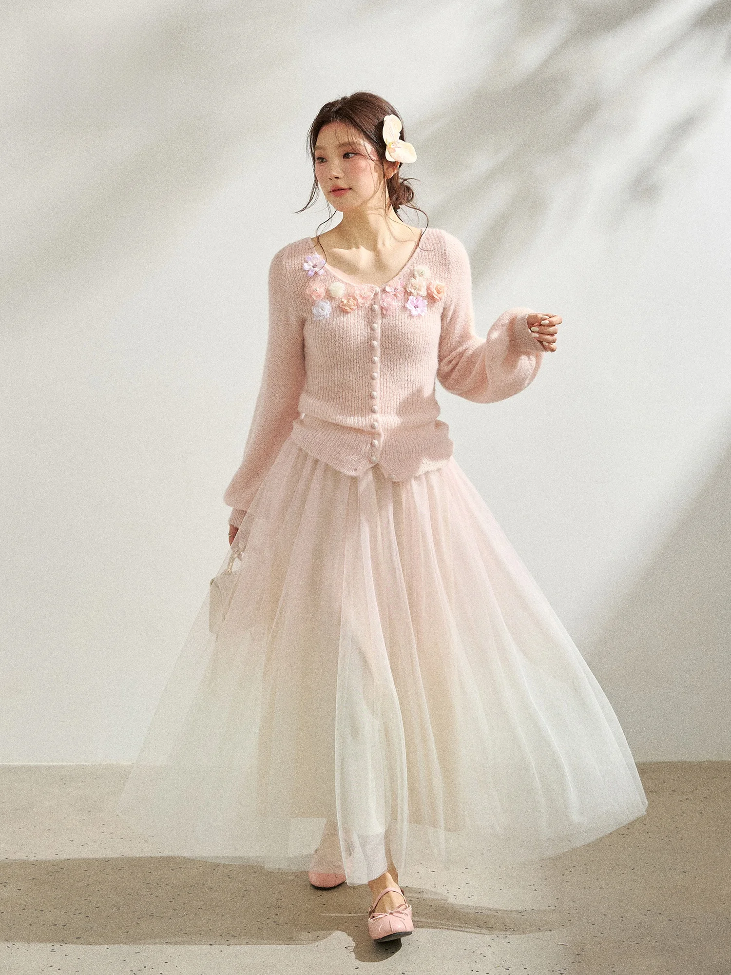 

Комплект женской одежды больших размеров: розовый градиентный трикотажный костюм в нежном стиле для повседневной носки, с юбкой-принцессой с высокой талией и длинными рукавами, весенний модный ансамбль