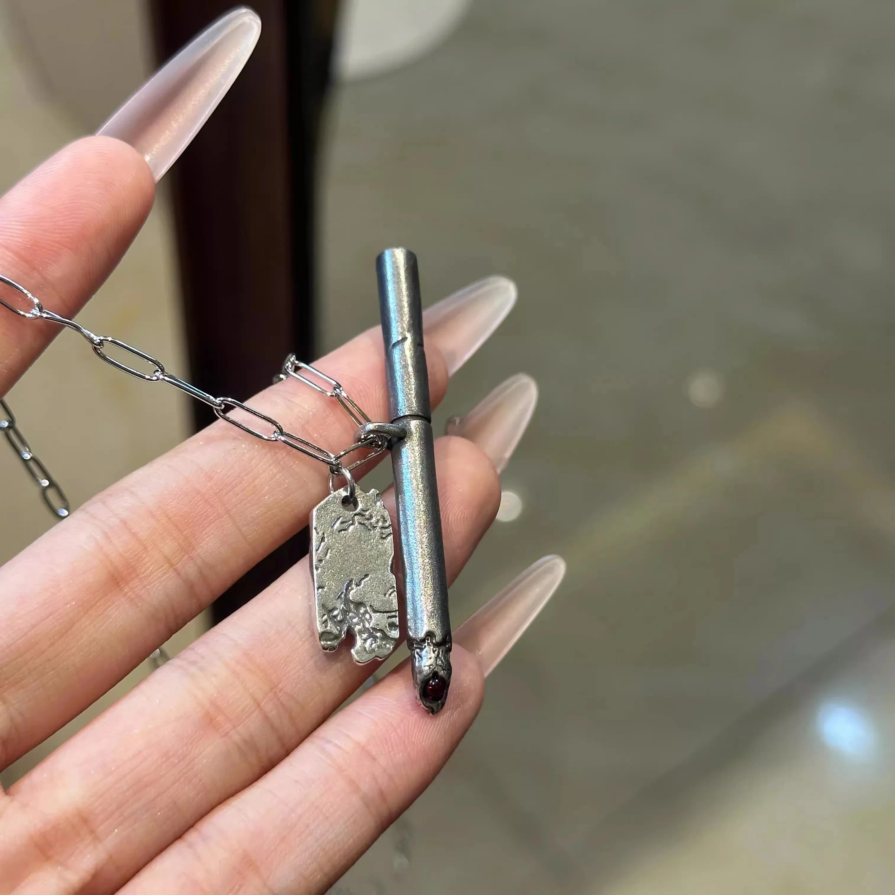 

Men's Hip-Hop Style Cigarette Shaped Pendant Necklace Punk Lonely Ignited Cigarettes Theme Gift Jewelry