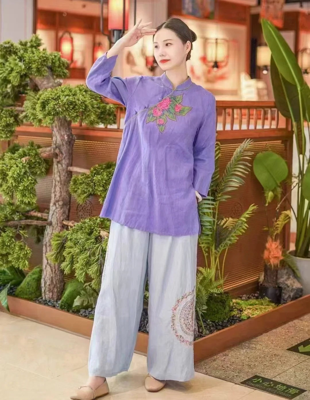 Chinese style Women\'s clothes 100% linen purple loose long gown Vintage fashion embroidery cheongsam elegant party dress