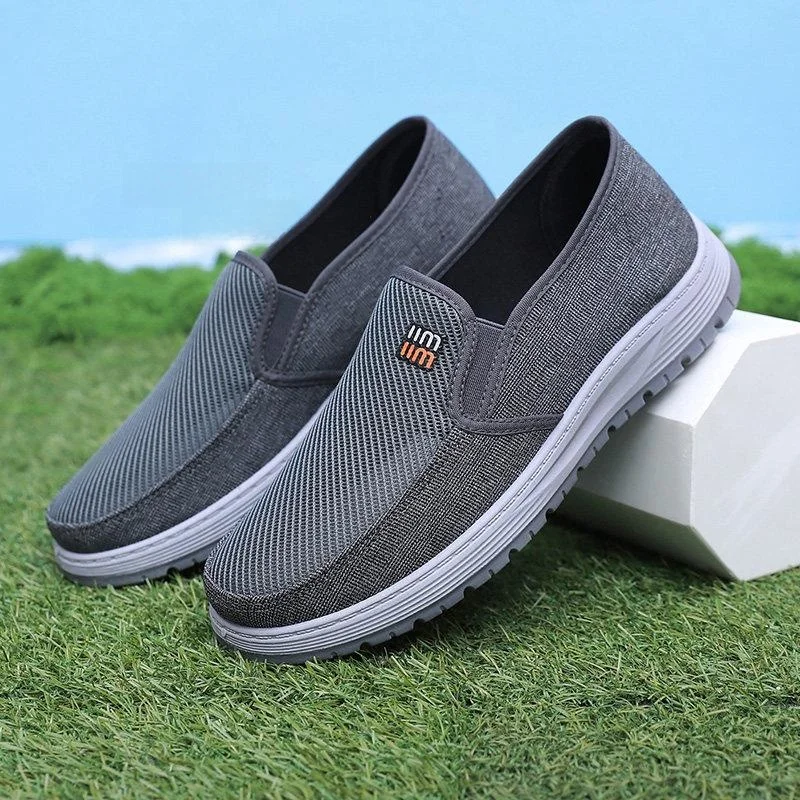 

Beijing Men's Canvas Shoes Breathable Slip-On Low-Top Anti-Slip Soft Bottom Thin Model Summer Casual Net Shoes Dad Shoes