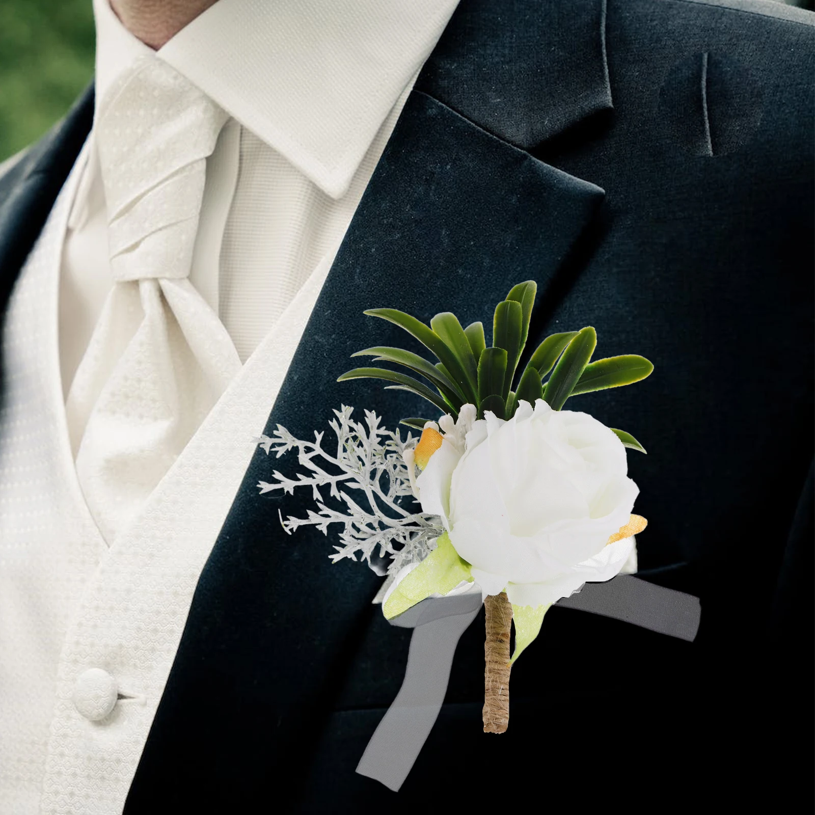 

Artificial White Rose Boutonniere for Groom Wedding Party Men Lightweight Durable Corsage Brooch Bridal Accessories Flower Pin