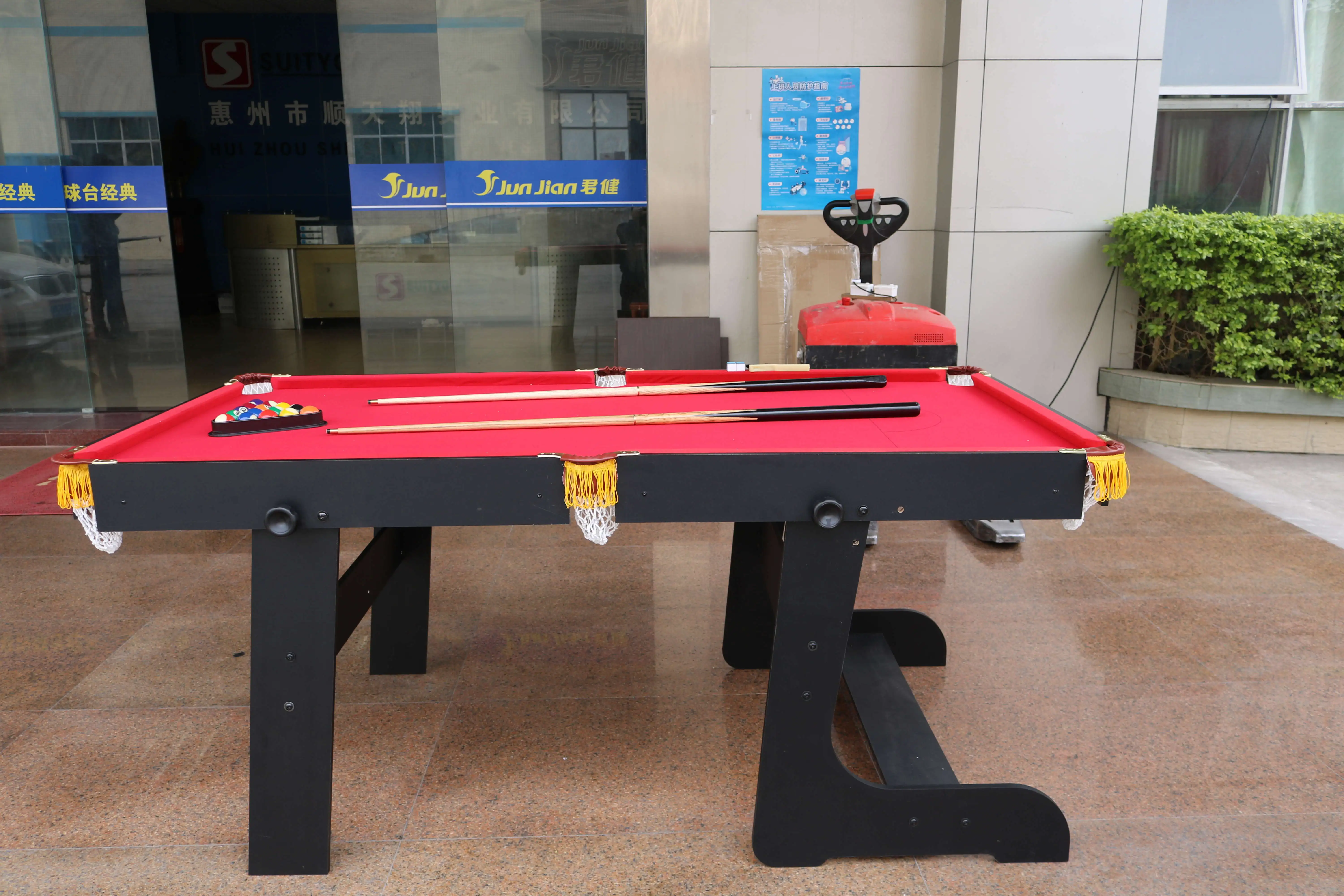 Factory Direct Sales Pool Table  5ft  Foldable  Game Table