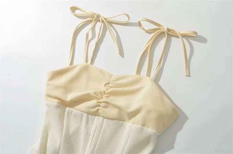 Mini vestido plissado com tira de cintura feminina, doce verão