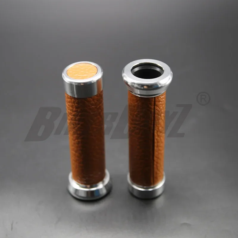 2PC Vintage Motorcycle Handle Grips Universal Aluminum Leather 22MM Scooter Handlebar For Suzuki Triumph BMW Harley Davidson