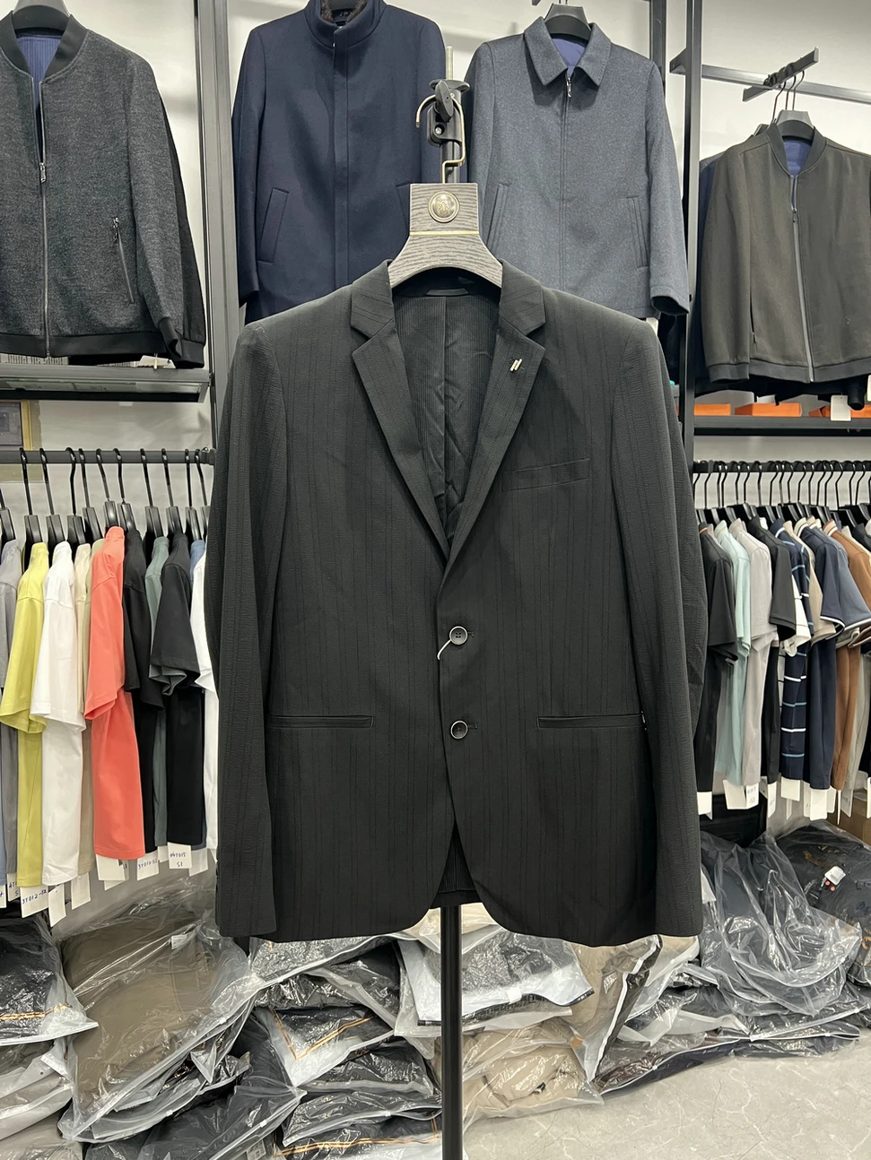 

Slim Fit Men's Casual Wear Spring Faion Thin Suit Jaet Two Button Soft Polyester Blend Daily Wear Comfortable Top