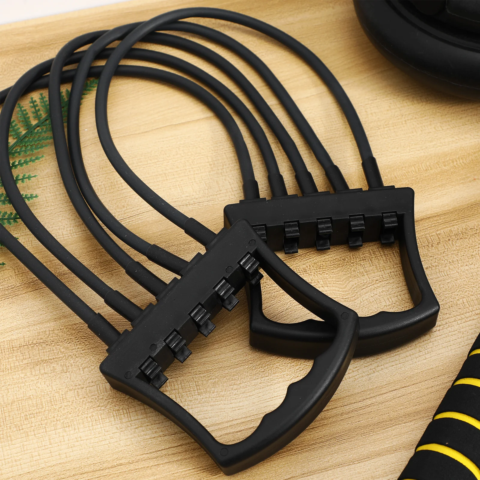 

Chest Expander Bands for Home Gym Adjustable Resistance Trainer Muscle Builder Arm Exerciser Fitness Equipment Strong