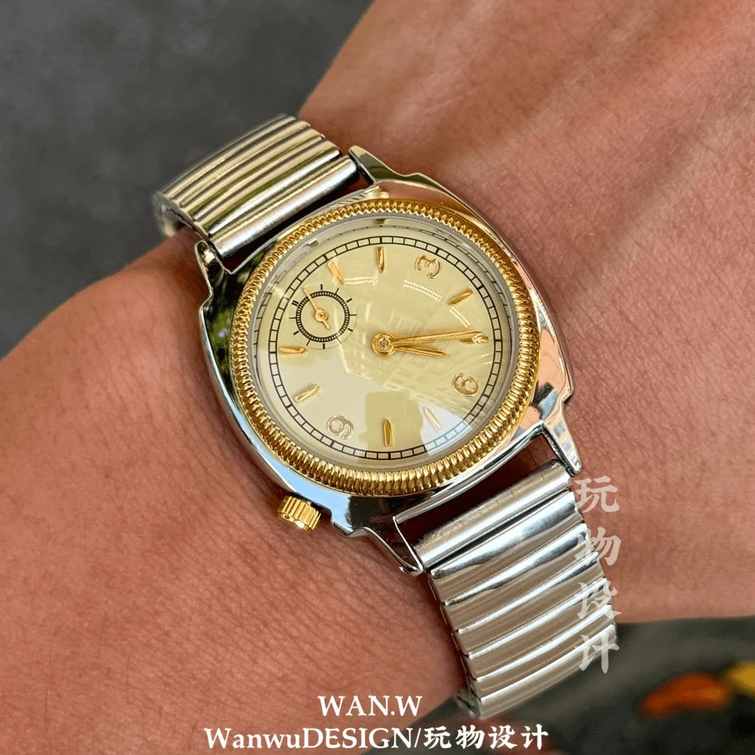 Retro Y2K Millennium round Digital Quartz Watch Vintage Elastic Strap Unisex All-match Niche Couple's Watch