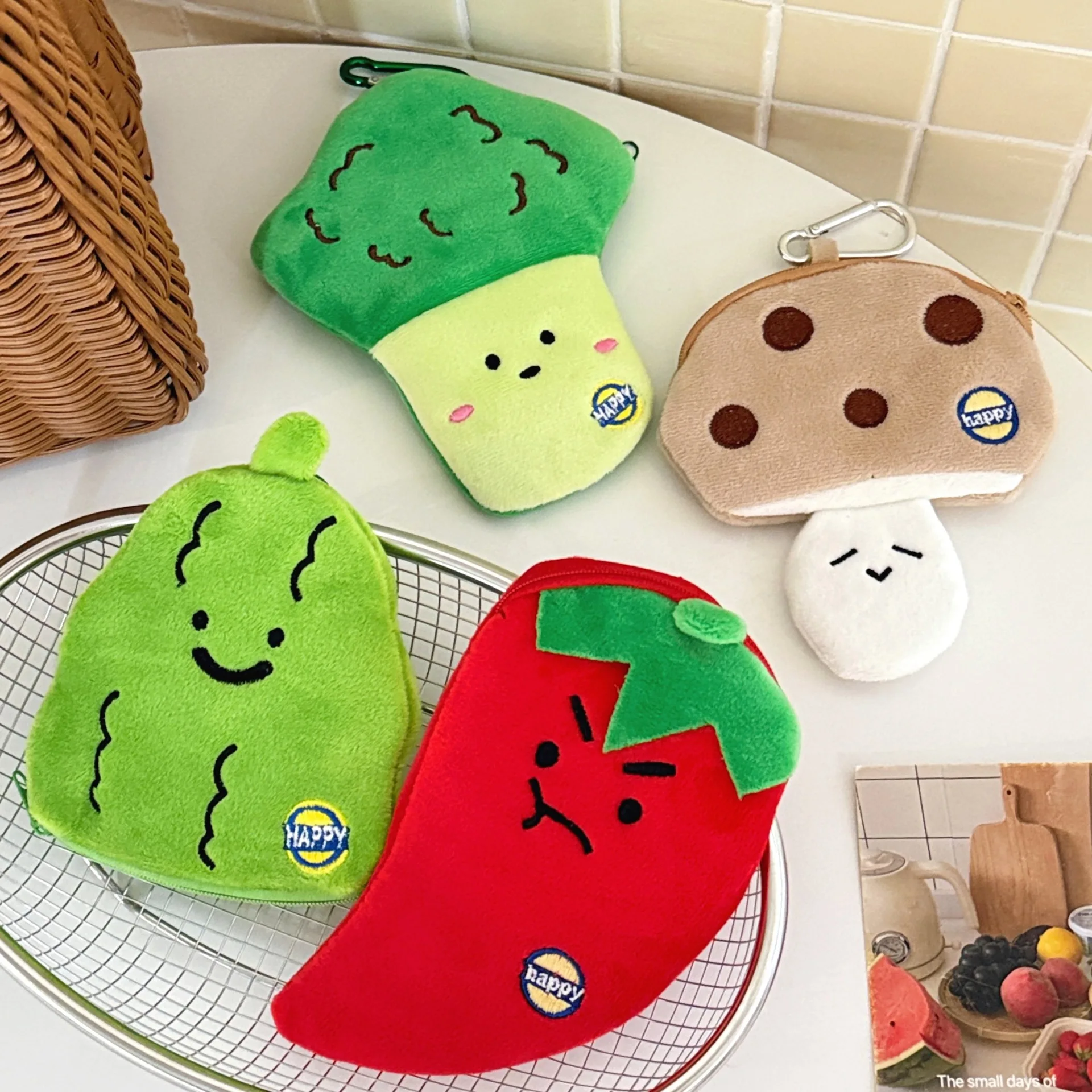 1/5 Pcs Creative Cute Vegetables Bitter Gourd Chili Pepper Wallet Plush Earphone Bag Keychain Decorative Pendant Storage Bag