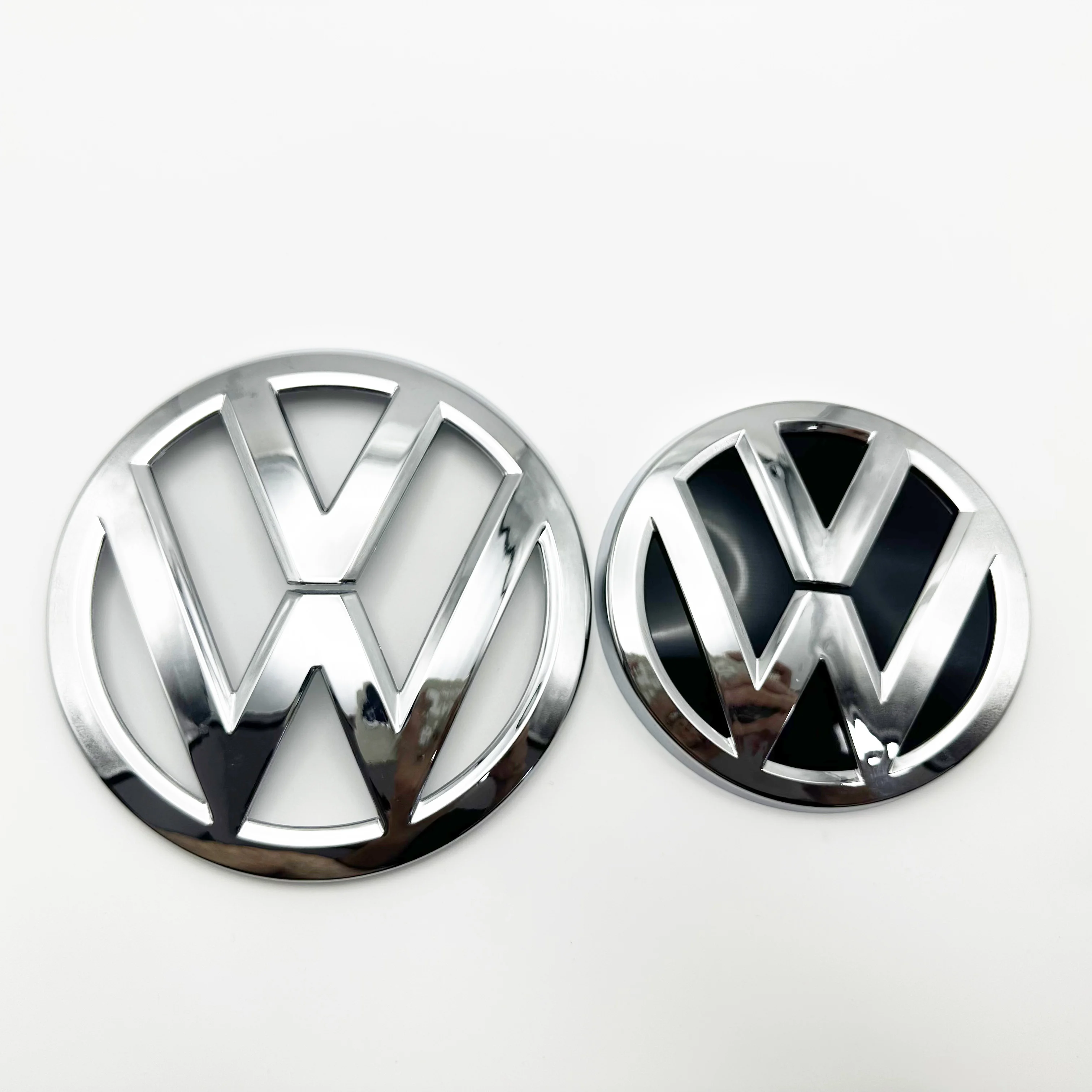 Chrome High Quality 138mm Front Grill Badge logo Accessories and 110mm Rear Trunk lid Emblem for Golf MK7