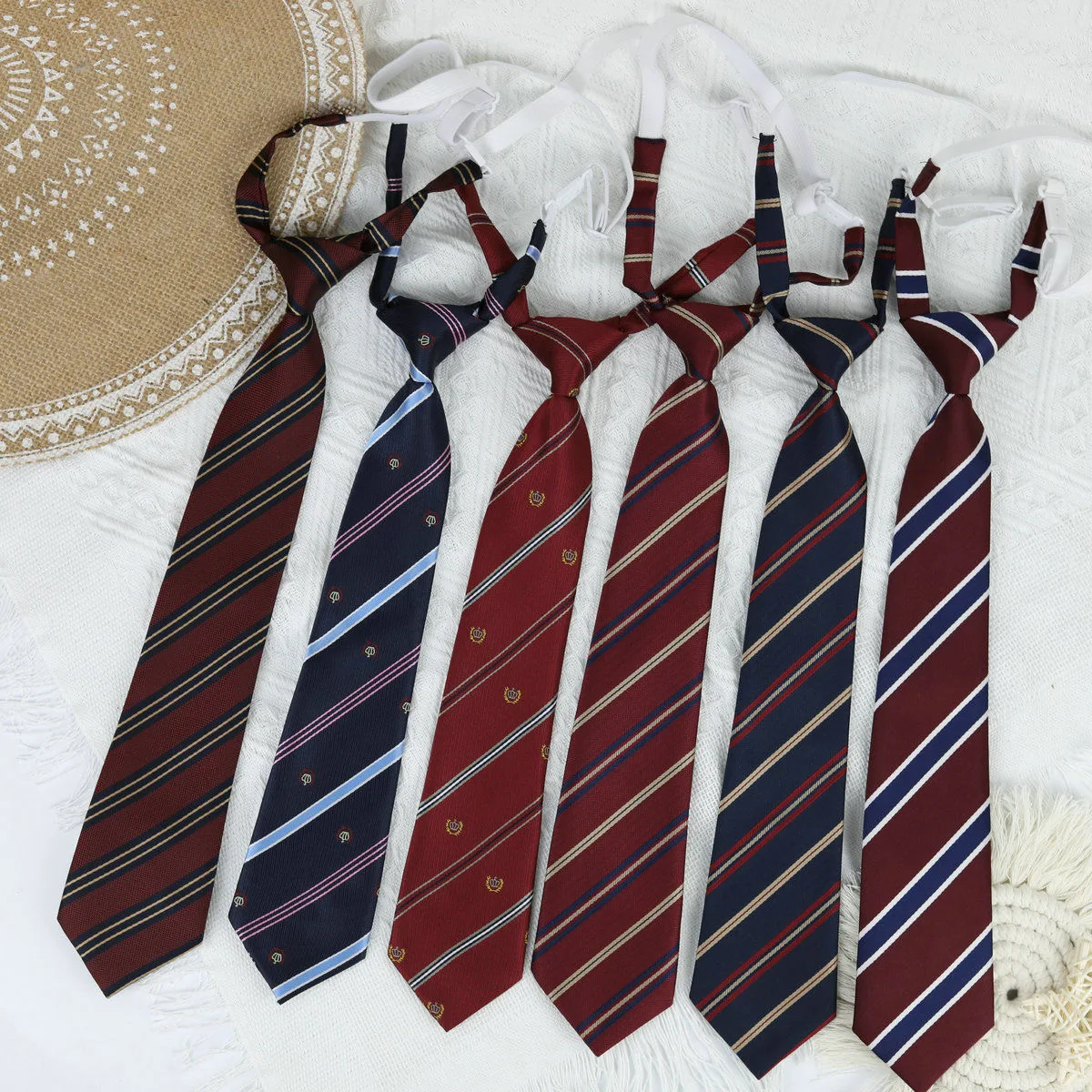 Women Red Green Navy Grey Tie Girls Stripes Crown Pattern Necktie Choker For Japanese Korean Student JK School Uniforms Neckwear