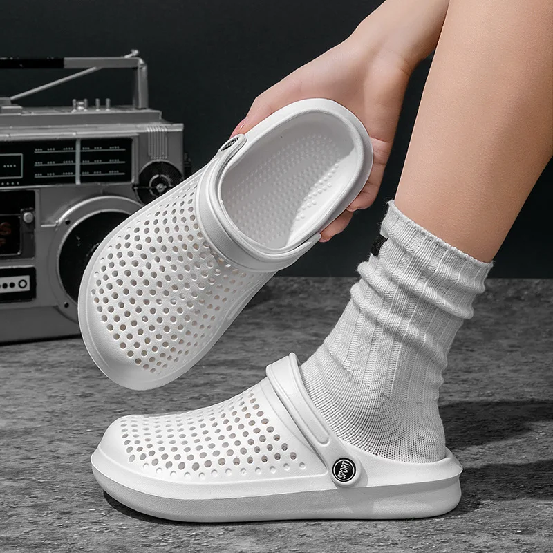 

Летние сабо EVA с вырезами для мужчин и женщин, пляжные сандалии, повседневная обувь на низком каблуке, с круглым носком, цветная обувь