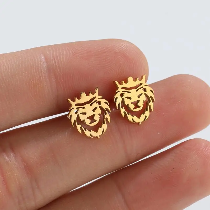 Fashion Personality Stainless Steel Hollow Crown Lion Animal Stud Earrings for Men Women Punk Charms Hypoallergenic Jewelry