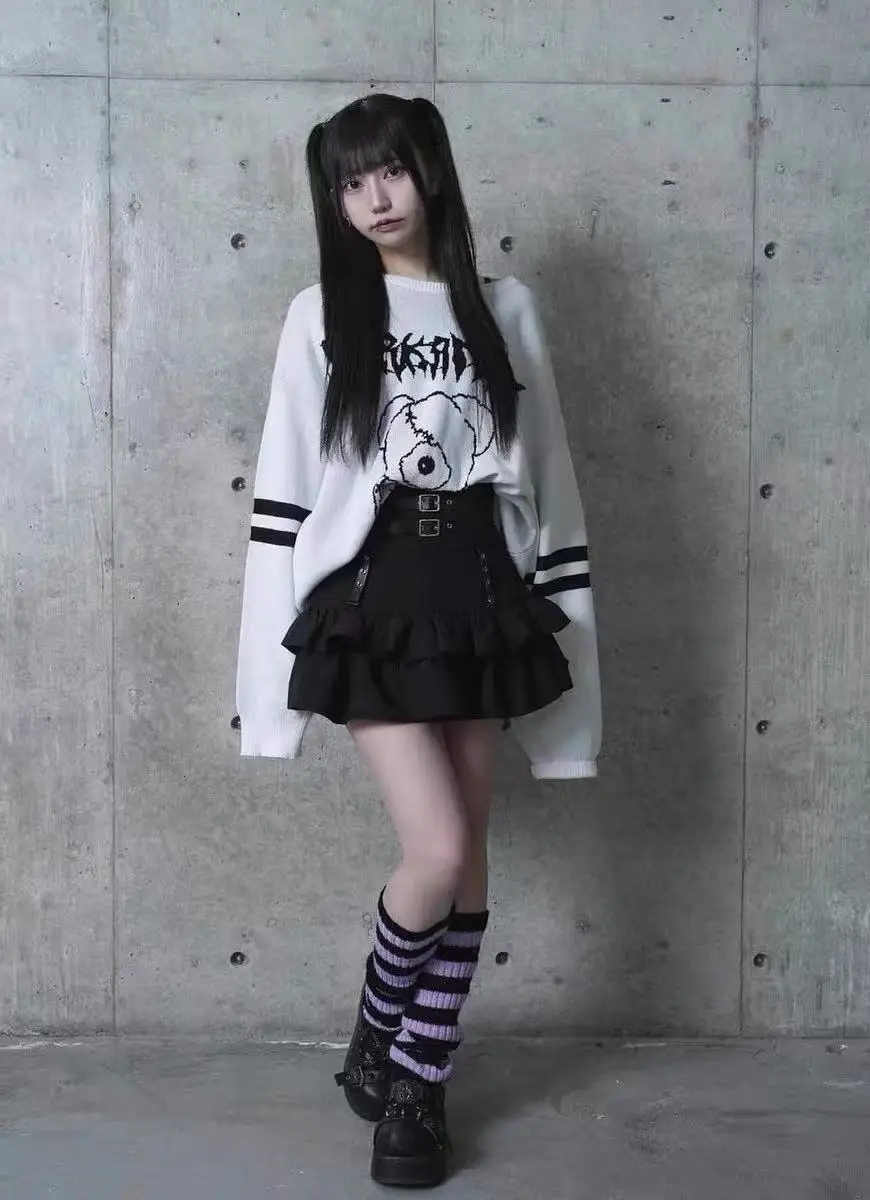 Japanese Harajuku Retro Streetwear New Punk High Waist Ruffle Mini Skirt Women Designer Double Buckle Strap Layered Cake Skirt