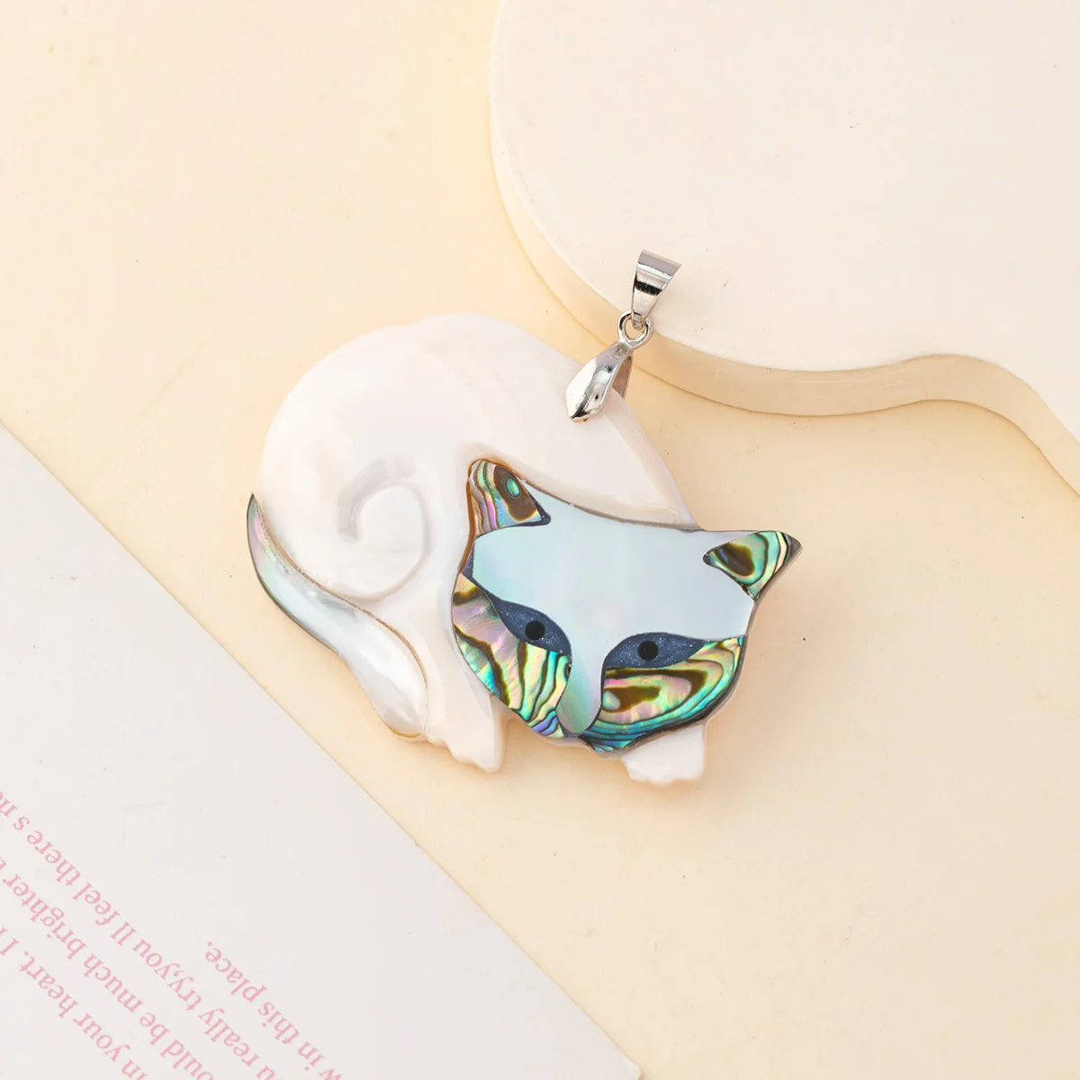 Natural Abalone Shell Artistic Pendants Cute Cat Fox Shape Shell Charms for Trendy Jewelry Making Diy Girl Necklace Accessories