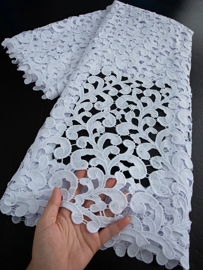 ผ้าลูกไม้สีขาวละลายน้ำได้ ประดับเลื่อม ผ้าลูกไม้กิปัวร์แบบเชือกจากไนจีเรีย สำหรับชุดแต่งงานผู้หญิง งาน DIY 5 หลา 4586