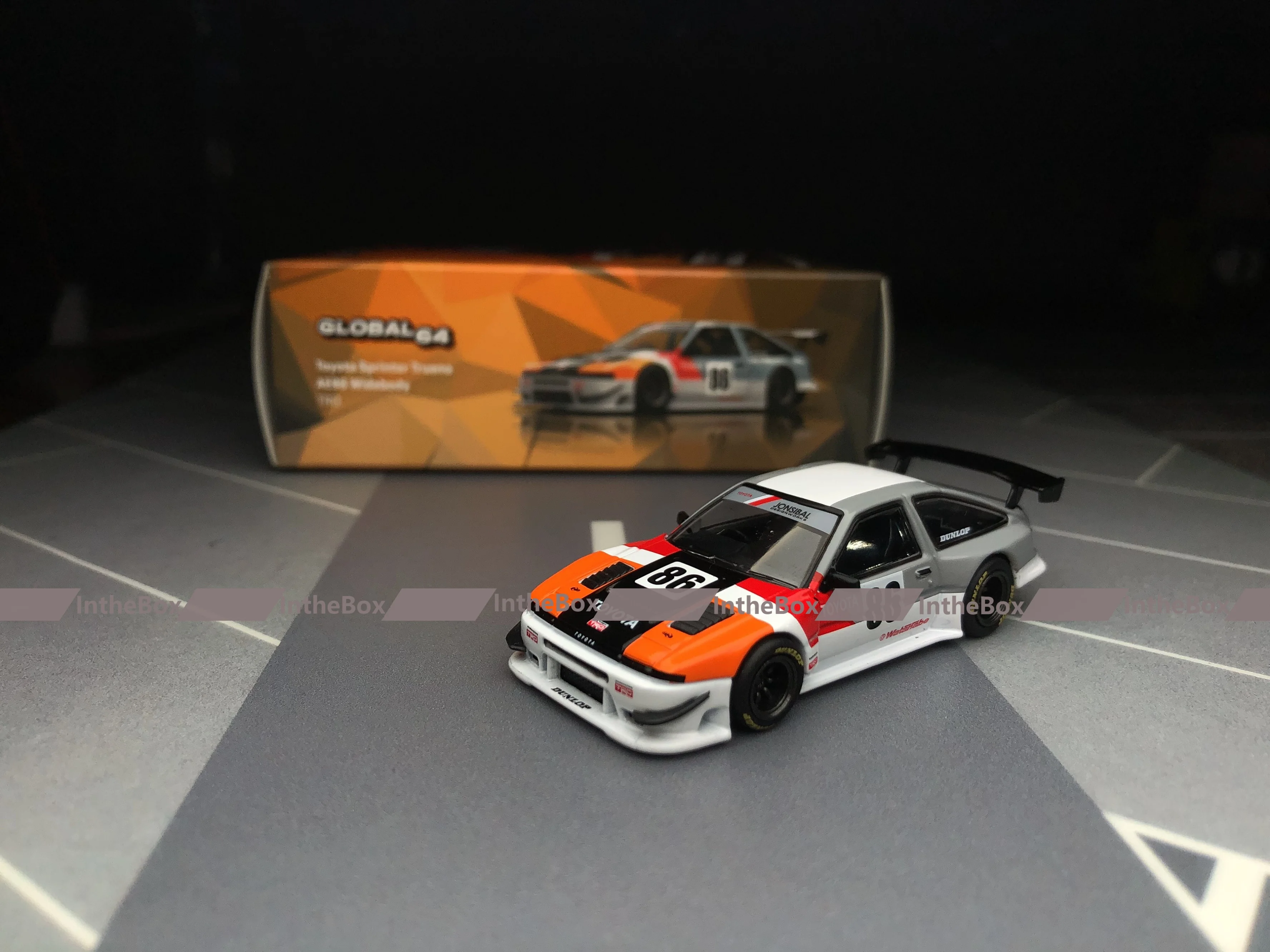 Tarmac Works 1:64 Sprinter Trueno AE86 TRD Model Car Alloy Diecast Model Car Collection Limited Edition Hobby Toys