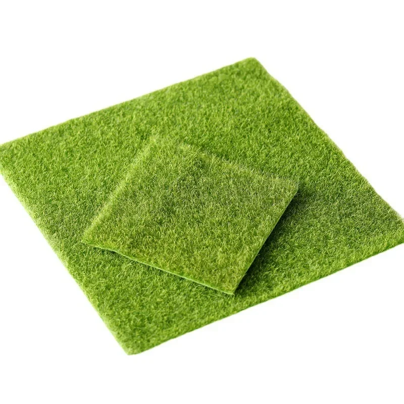 Small Artificial Lawn Fake Grass Mat Green Fake Moss Wall False Turf Coaster for Miniature Garden Landscape Decoration