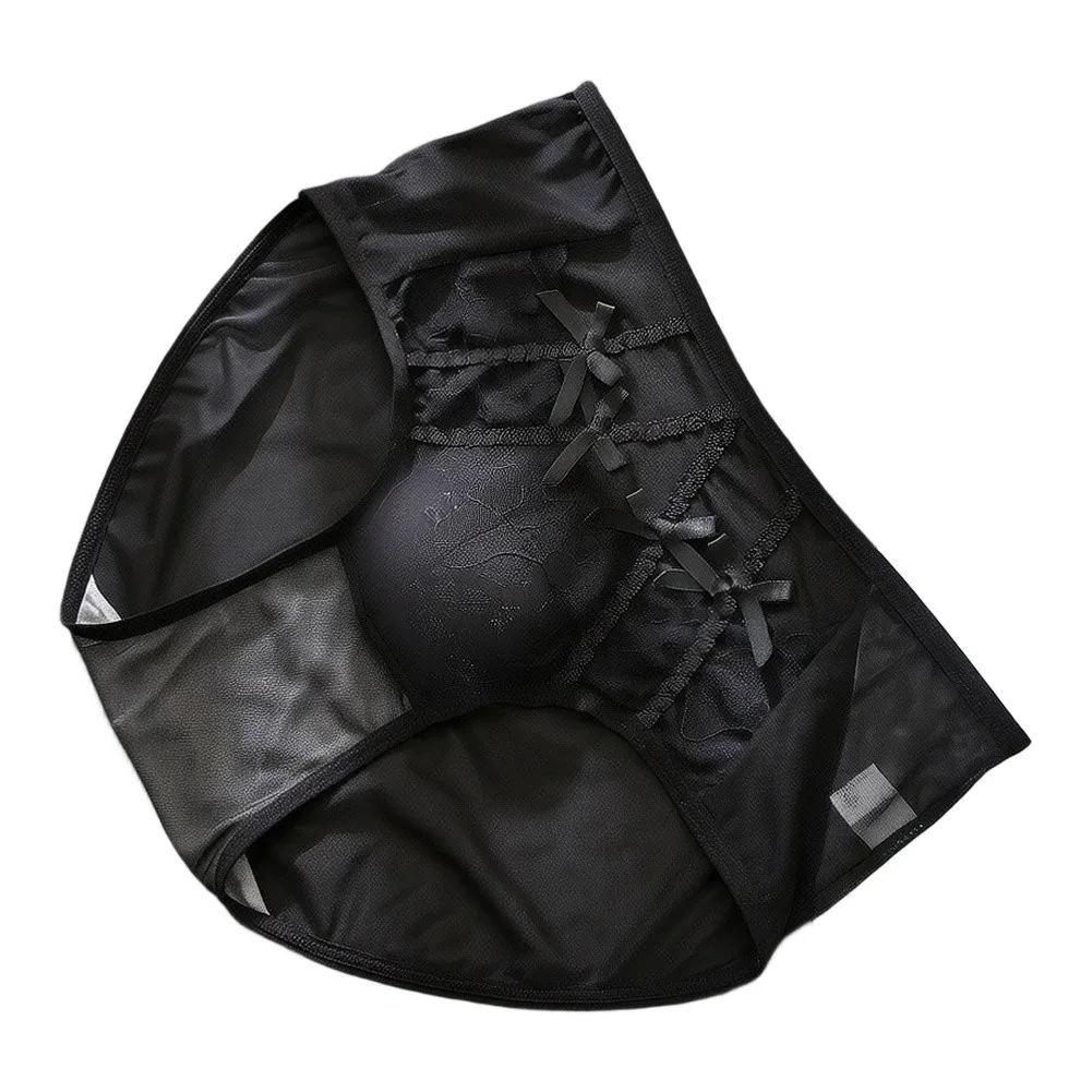 Breathable Men\\\'s Satin Briefs with Frilly Detailing U-Shaped Bulge Pouch and Delicate Lace Trim for Daily Wear