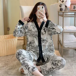 Spring and Autumn Plus Size Loose Women's Cute Anime Pattern Comfortable Cotton Crew Neck Pajama Set Home Casual Cute Fashion