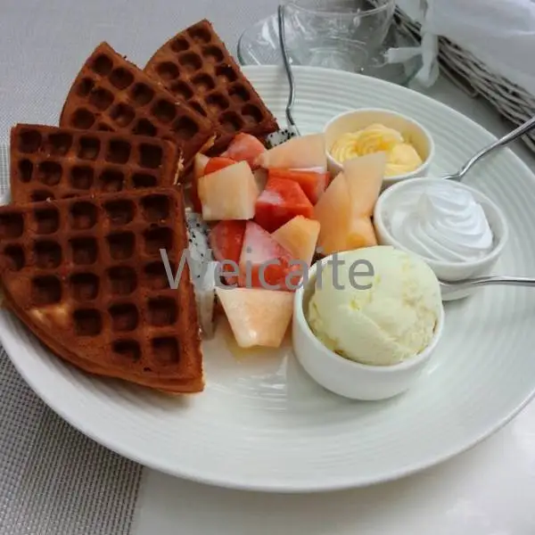 Commercial Stainless Steel Iron Machine New Condition Baking Tool Ice Cream Cone Waffle Machine Shape Roller Restaurant Use