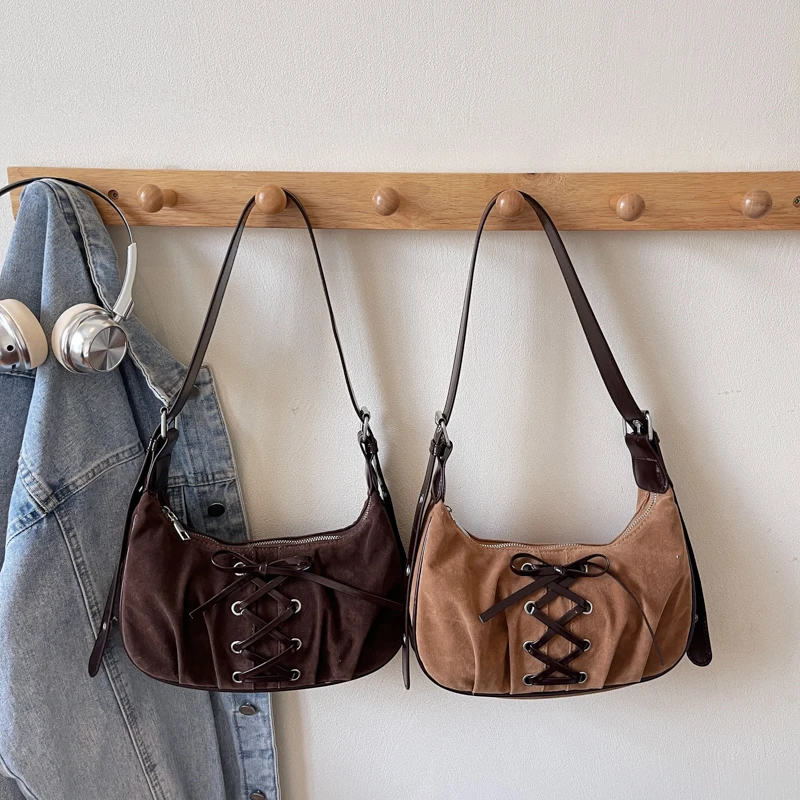 

Новый дизайн, винтажный стиль, универсальные женские сумки через плечо, шикарная сумка из искусственной кожи для повседневного использования, маленькая сумочка-клатч.