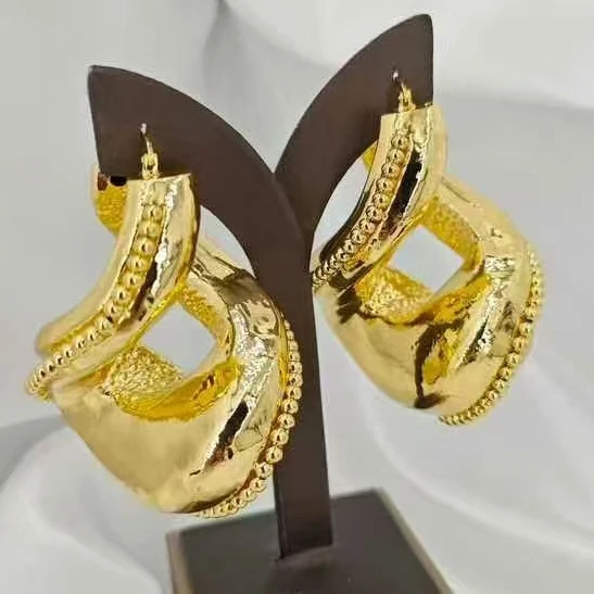 Fancy Light Weight Twisted Irregular Women Earring Pierced Electroplated Gold Copper Alloy Color Large Earring For Wedding Party