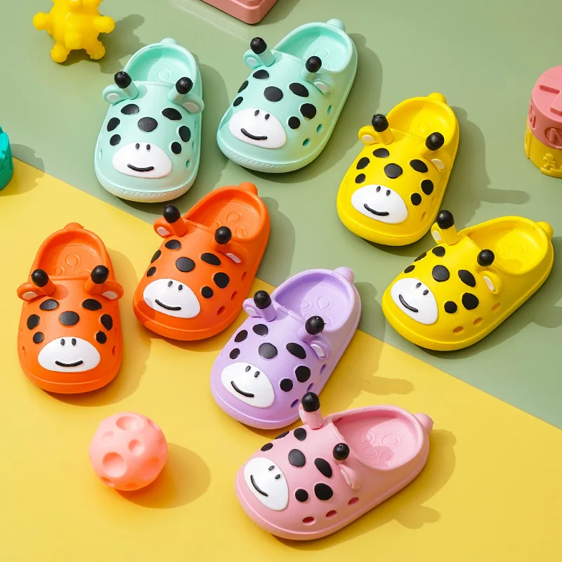 Summer Boys Girs Baby Clogs Rabbit Slippers Non Slip Beach Shoes Hole Breathable Shoes Sports Boys and Girls Walking Shoes Baby