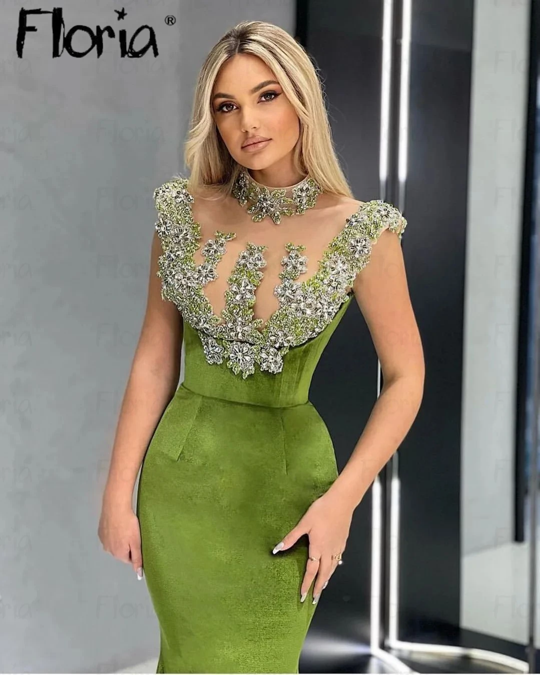 Vestido de noche de terciopelo hecho a mano con cuentas verdes y cristales, cuello transparente, sirena, para ocasiones especiales, verde salvia, 2024