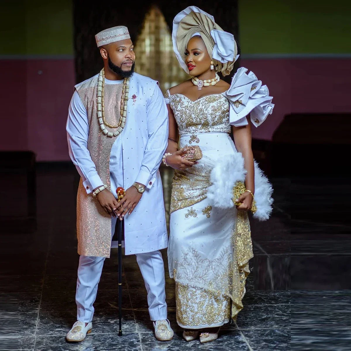 

Вечернее платье Aso Ebi в нигерийском стиле для вечеринок, 2026 год, белое, с золотой вышивкой, кружевом, плиссировкой и атласом, винтажное, для невесты