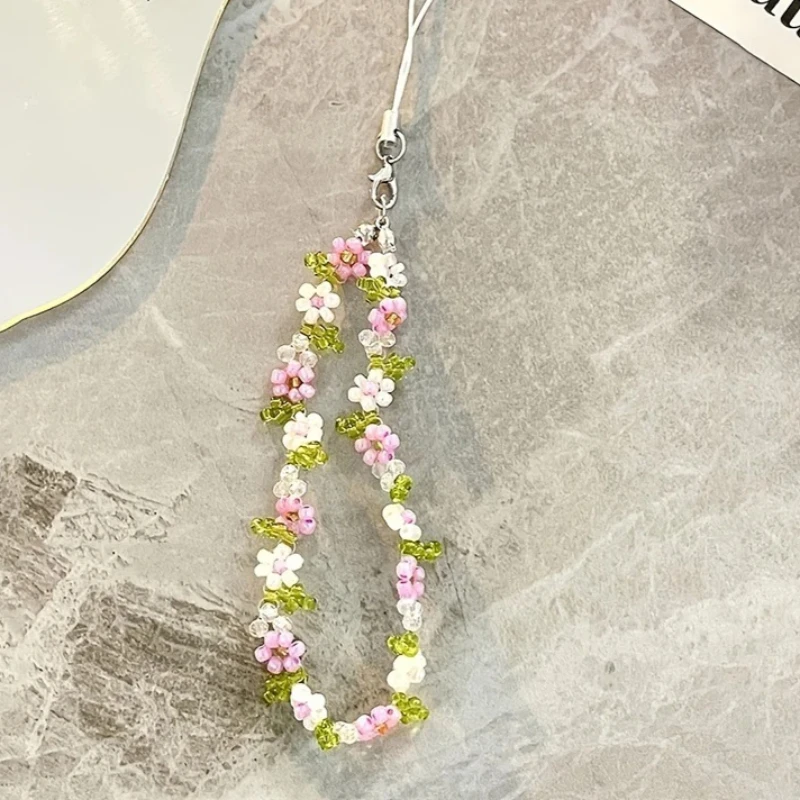 Cute Pink White Flower Green Leaves Beaded Phone Charm Chain For Phone Case Phone Straps Accessories Anti-Lost Keychain Lanyard