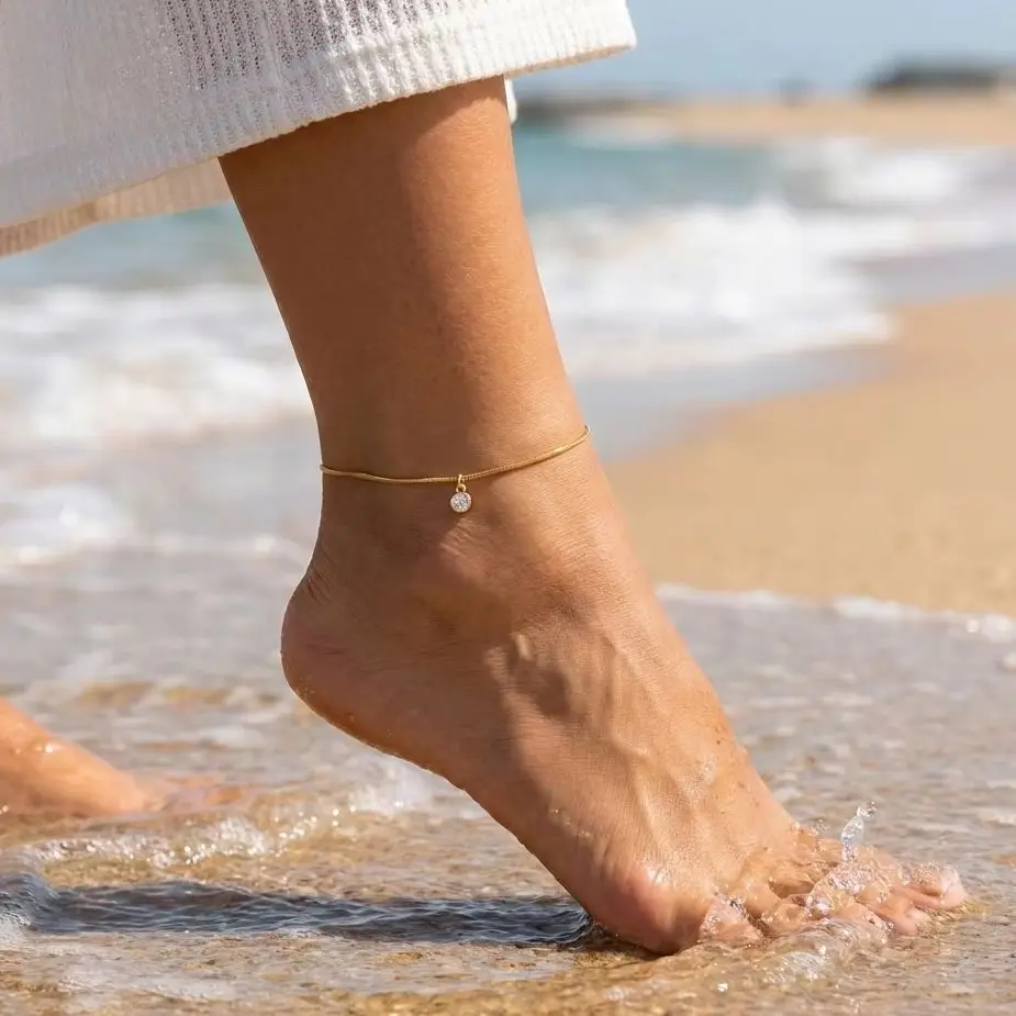 Tobillera Boho con Colgante de Cristal Brillante y Zirconia en Forma de Gota de Agua para Mujer, Cadena Simple de Hueso de Serpiente, Pulsera de Tobillo, Joyería para Sandalias y Pies Descalzos