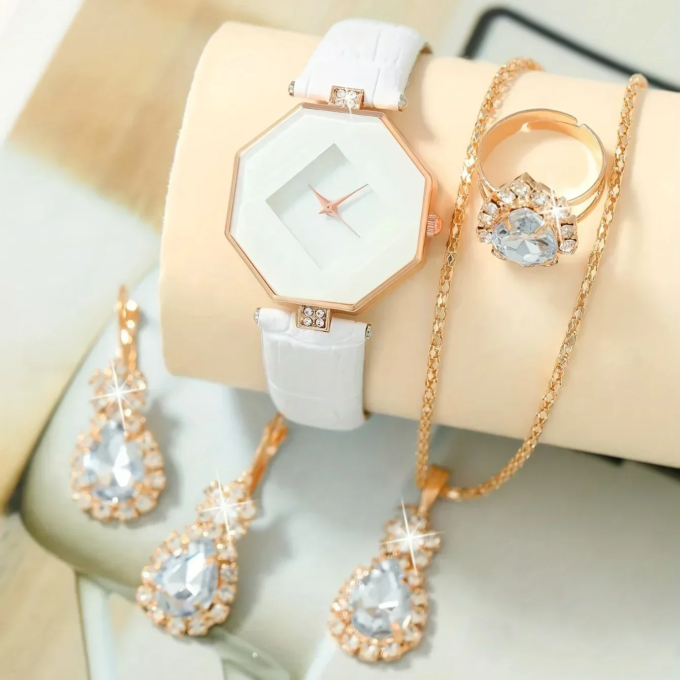 1pc Rhinestone Decor Quartz Watch Casual Analog Dress Watch & 4pcs Jewelry Set, Gift For Mother's Day Valentine's Day