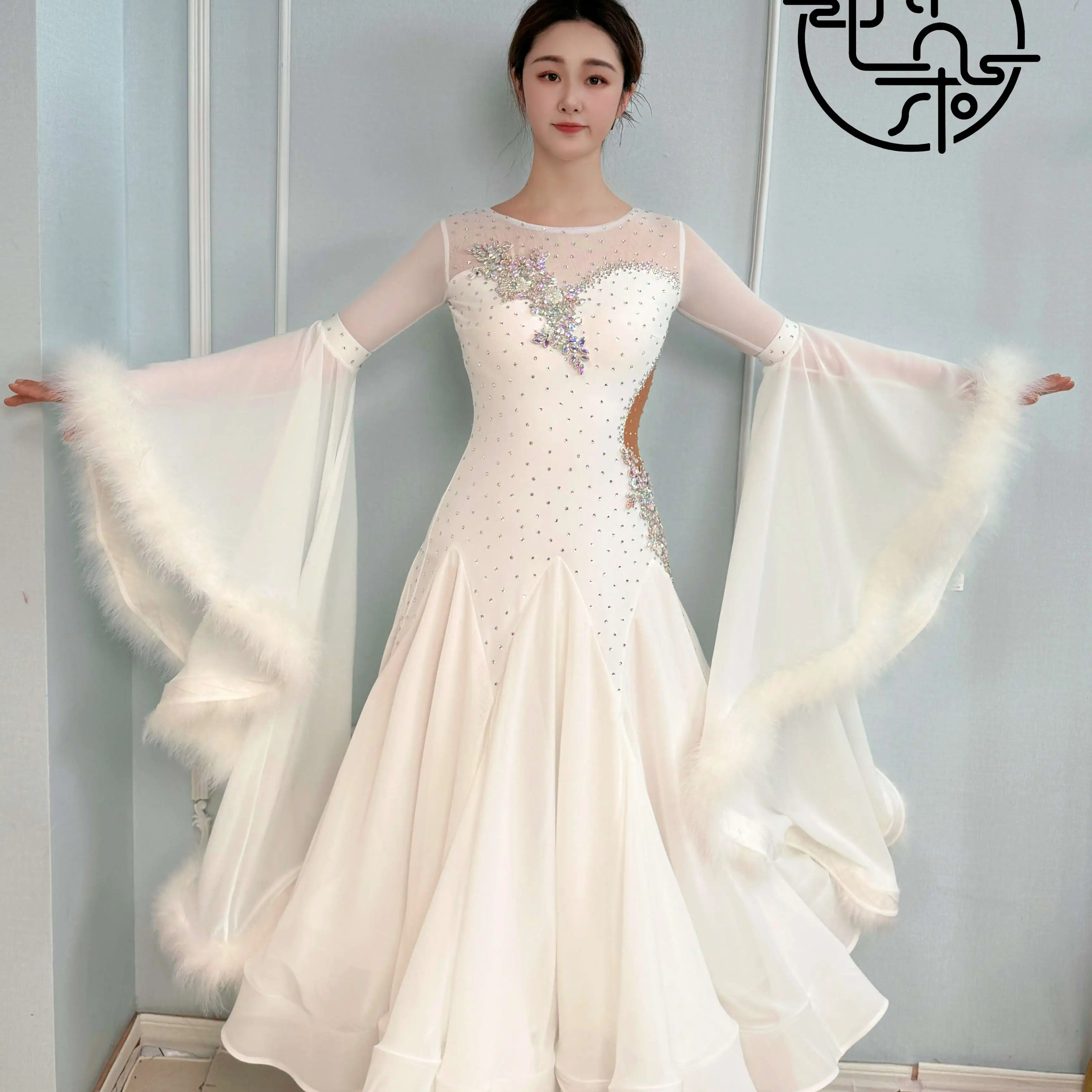 

High End Waltz Dance Competition Clothing Feather Flared Sleeves Rhinestone Long Dress Women Ballroom Dance Costumes BL18394