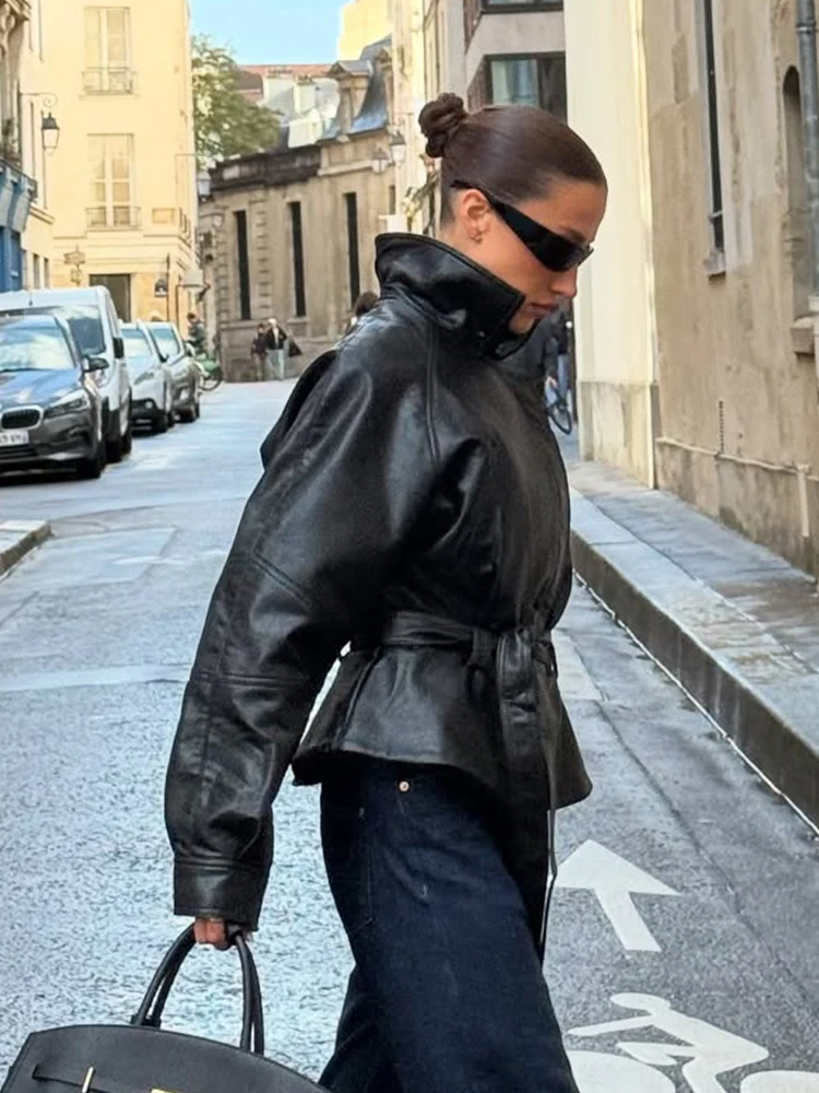 

HH Autumn Women Lapel Long Sleeves Loose Coats Fashion Woman Chic Asymmetrical Zipper Belt Design Street Black Short Jacket